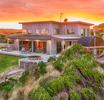 Shore House King Island – Tasmania, Australia - HUUM 7 2796c4d08963121c90f1edb4ca4e8107 e1768564122703