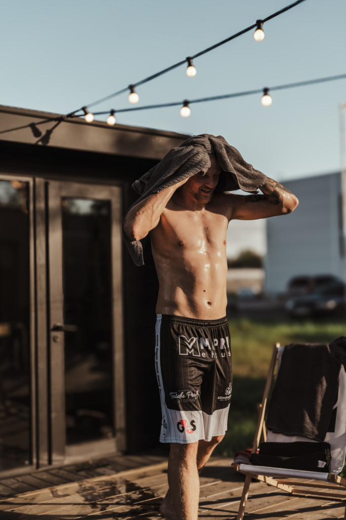 Should you sauna before or after tanning? 8 Tanning and Sauna Routine