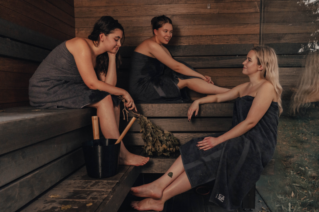 Sauna in the morning or evening – how to choose the right time for your body 5 HUU03227