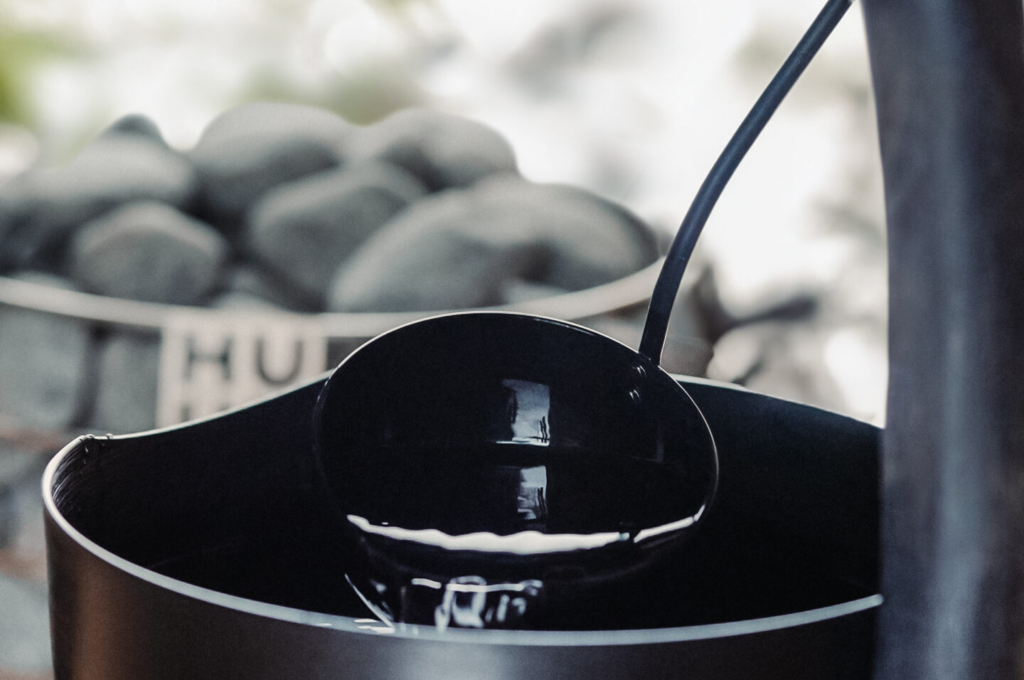 kas-elektrikerisega-saunas-voib-kividele-vett-visata-4